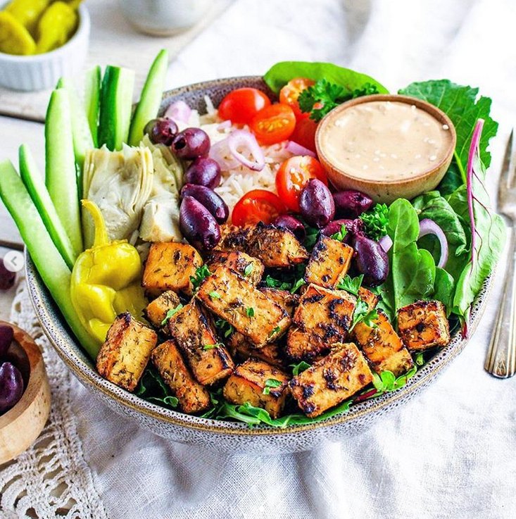 Mediterranean Tofu with Tahani Dressing: